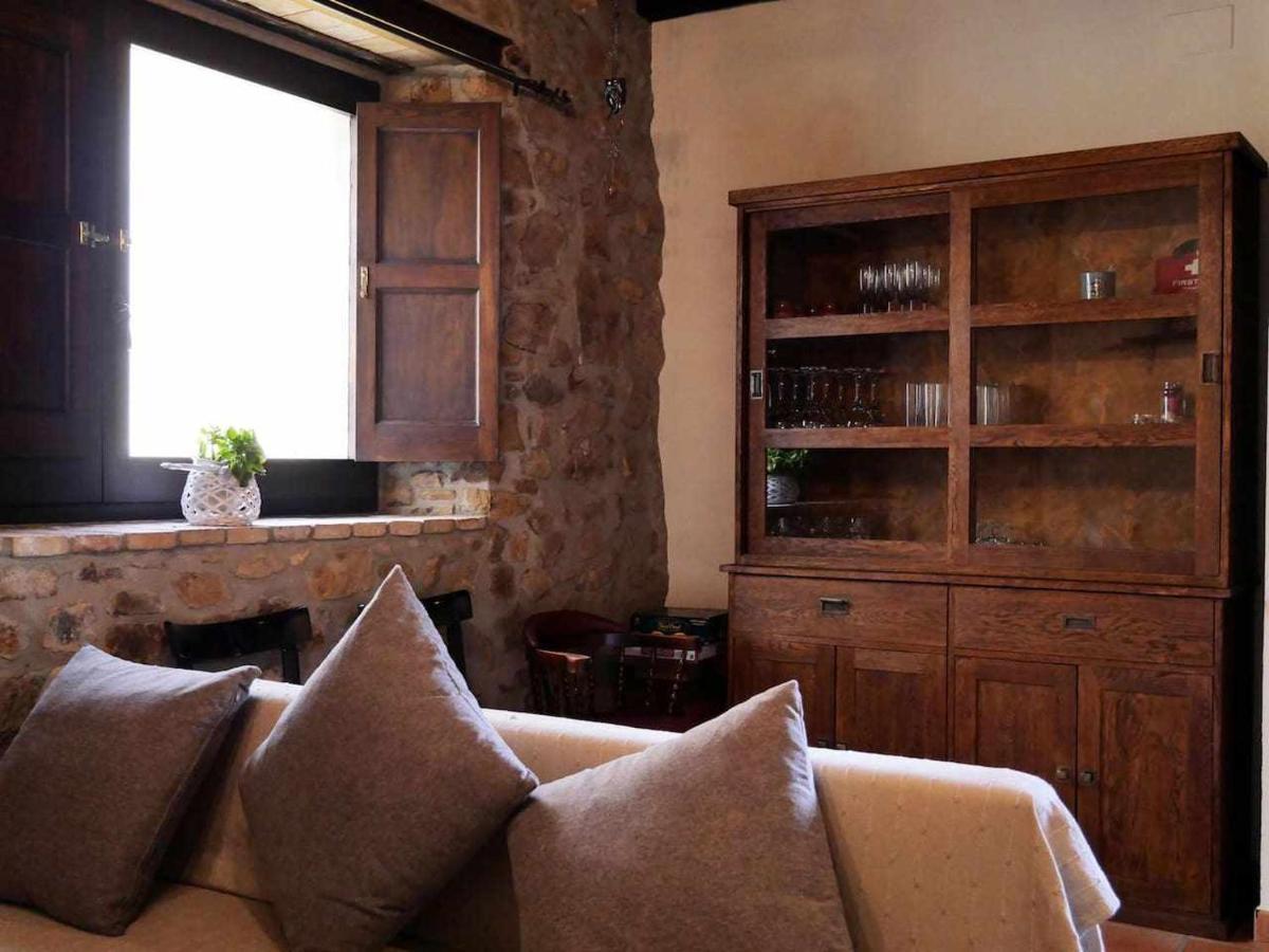 Can Toni Vell Espinelves Bagian luar foto