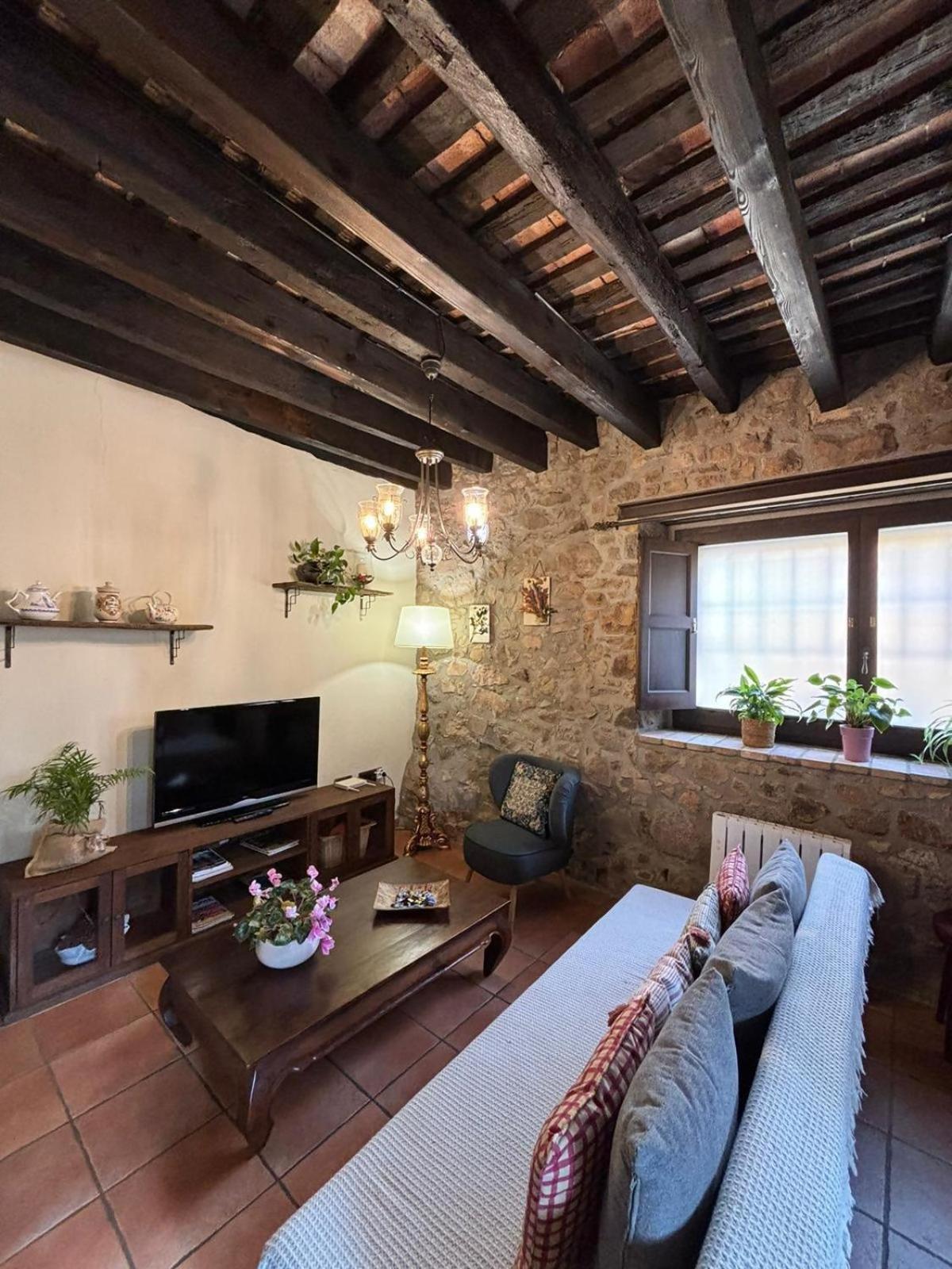 Can Toni Vell Espinelves Apartment Bagian luar foto