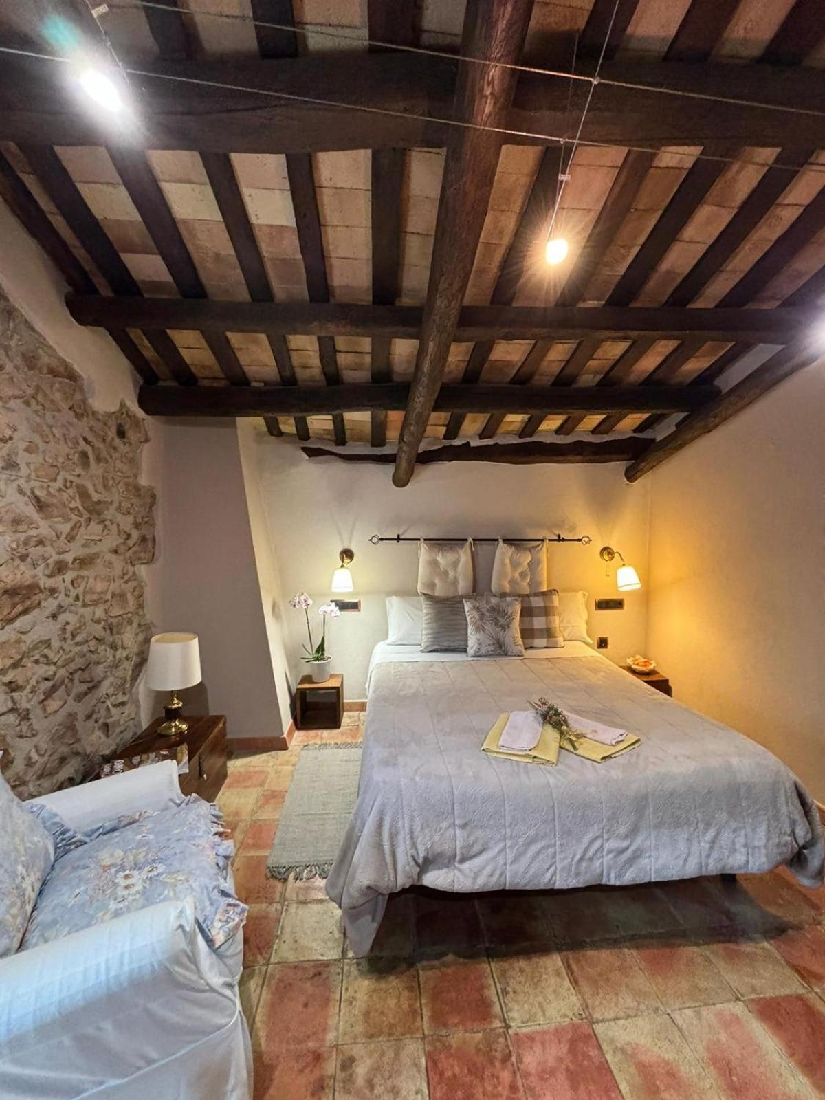 Can Toni Vell Espinelves Bagian luar foto